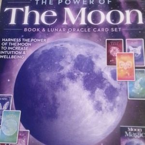Book&Lunar Set